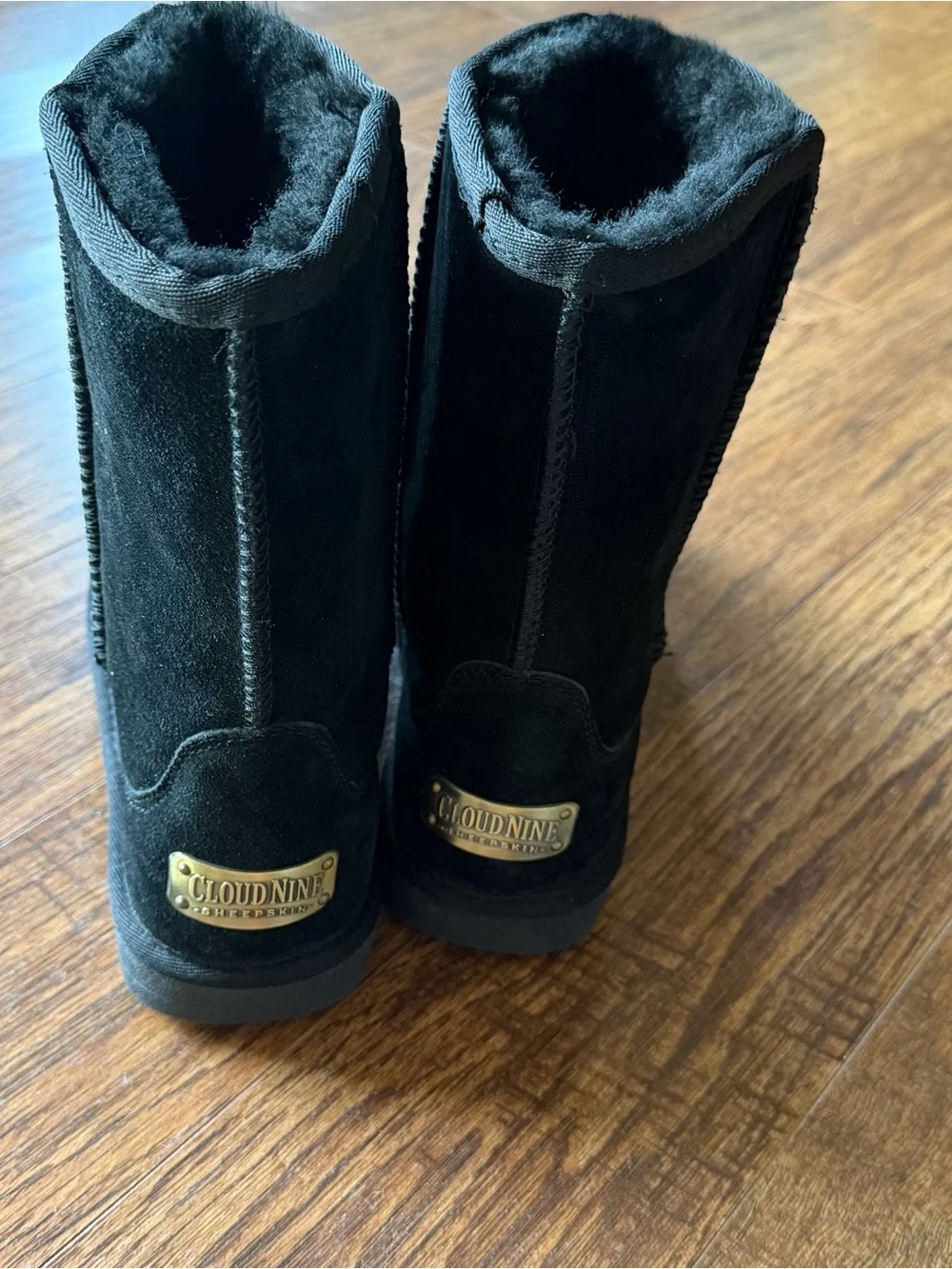 Women's Black Plush Winter Boots - Cozy Fleece Lined